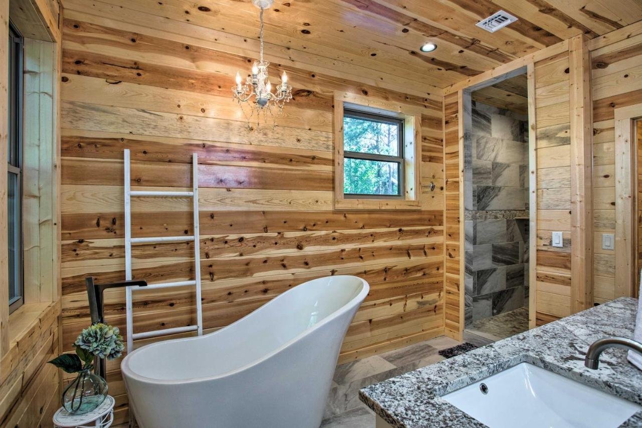 Luxe Broken Bow Cabin Game Room, Fire Pit And Deck! Zewnętrze zdjęcie